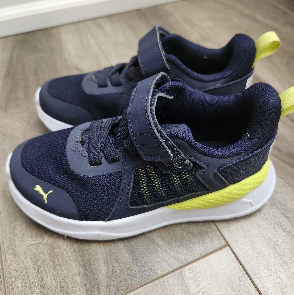 Puma Anzarun AC Size 11C Preschool